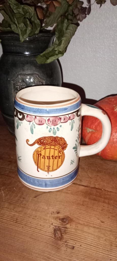 Brouwerij bierpul Panter Urtyp in kleurrijk Delf, Verzamelen, Biermerken, Zo goed als nieuw, Pul(len), Overige merken, Ophalen of Verzenden