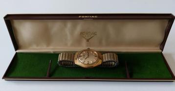 Montre mécanique Pontiac