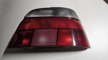 Achterlicht wit / rood rechts BMW 5 serie E39 sedan 63212496 beschikbaar voor biedingen