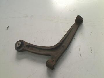 DRAAGARM LINKS VOOR Ford Ka II (01-2008/05-2016) (50710291) beschikbaar voor biedingen