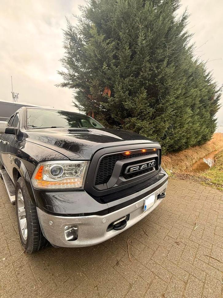 Dodge RAM 1500 HEMI 5.7 | 2019 | Gekeurd | Lichte Vracht, Autos, Dodge, Particulier, RAM 1500, 4x4, ABS, Caméra de recul, Régulateur de distance