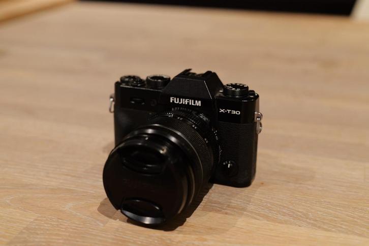 Fujifilm X-T30 met Fujifilm XF 18-55mm F/2.8-4.0 R LM OIS, Audio, Tv en Foto, Fotocamera's Digitaal, Zo goed als nieuw, Compact