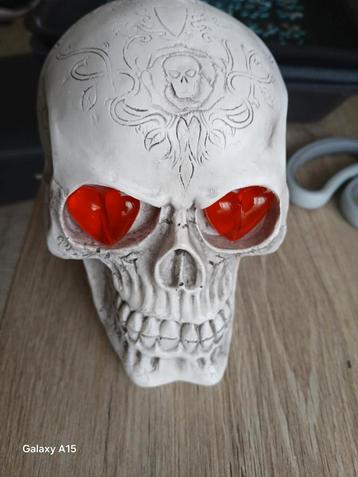 Mooie skull met LED verlichting ideaal Halloween verzekering beschikbaar voor biedingen