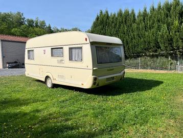 Superbe caravane Tabbert Comtesse avec déménageur(mover), Jusqu'à 4, Tabbert, Poêle, Particulier