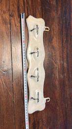 Vintage email hanger voor handdoeken met Antwerpse knipoog, Ophalen, Zo goed als nieuw