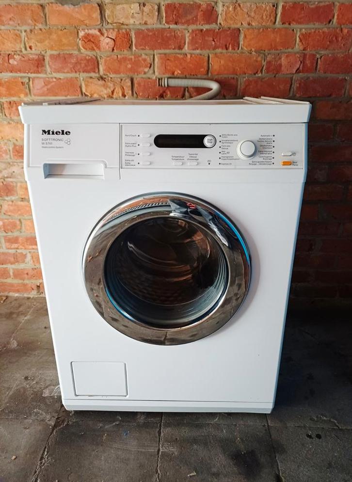 Miele Softtronic Wasmachine – 7 kg, Elektronische apparatuur, Wasmachines, Zo goed als nieuw, 6 tot 8 kg, 1200 tot 1600 toeren