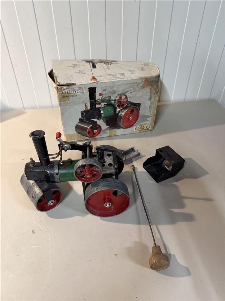 Mamod SR1a Stoomwals in Doos met Brander, Tabletten, Stuurst, Antiek en Kunst, Antiek | Speelgoed, Ophalen of Verzenden