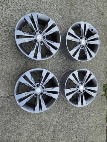 Mercedes-velgen in klasse 18 CLA (5X112) beschikbaar voor biedingen