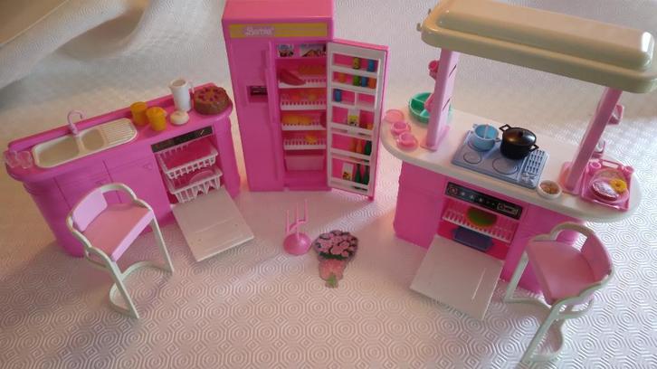 Kitchen Play Set - Barbie #8754 (1990), Enfants & Bébés, Jouets | Poupées, Utilisé, Barbie, Enlèvement