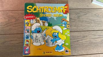 PANINI Schtroumpf disponible aux enchères