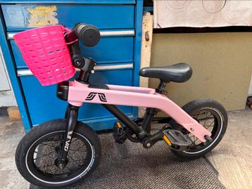 Vici 3 in 1 meegroeifiets beschikbaar voor biedingen