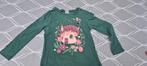 groen T-shirt - C&A – Maat 104, Kinderen en Baby's, Kinderkleding | Maat 104, C&A, Meisje, Zo goed als nieuw, Shirt of Longsleeve