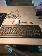 Toetsenbord plus computermuis ,computerscherm, Computers en Software, Ophalen, Zo goed als nieuw