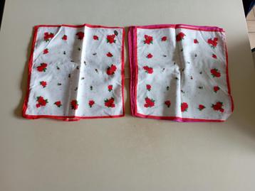 10 NIEUWE( DAMESZAK) DOEKJES beschikbaar voor biedingen