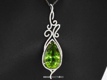 Elegant Pendant with Diamonds and Peridot - Large beschikbaar voor biedingen