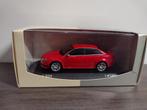 Audi RS4 berline 1:43, Hobby & Loisirs créatifs, Comme neuf, Autres marques, Voiture, Enlèvement ou Envoi