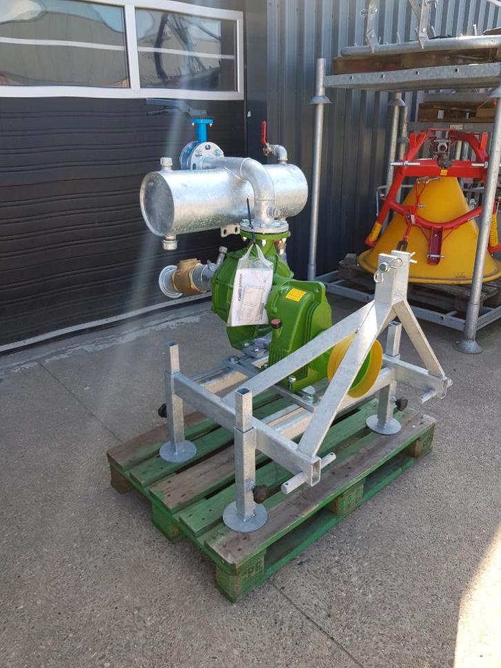 Rovatti aftakaspomp T3k80-2e op bok, Tuin en Terras, Waterpompen, Nieuw, Handmatig, Beregeningspomp, Ophalen