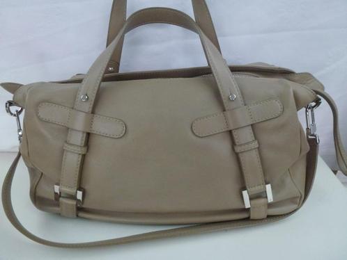 Delvaux handtas of schoudertas St Germain, Handtassen en Accessoires, Tassen | Damestassen, Gebruikt, Handtas, Grijs, Ophalen of Verzenden