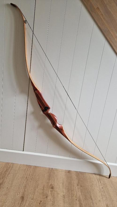 Bearpaw Bodnik Redman Recurve Boog + Pijlen + Benodigdheden, Sport en Fitness, Handboogschieten, Zo goed als nieuw, Recurveboog