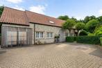Huis te koop in Zoersel, 4 slpks, Vrijstaande woning, 4 kamers, 374 m², 192 kWh/m²/jaar