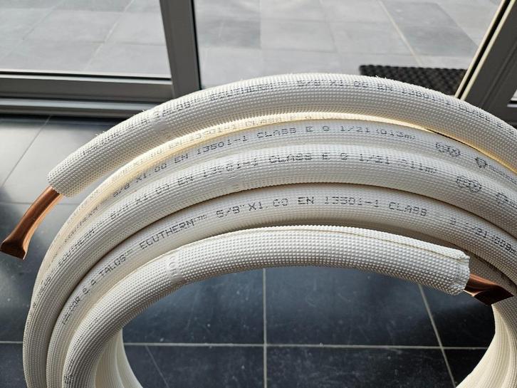 Tuyau de cuivre pré-isolé. Diamètre 5/8" x 1mm., Bricolage & Construction, Chauffage & Radiateurs, Neuf, Enlèvement ou Envoi