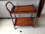 Desserte vintage rotin laqué, plateau amovible et roulettes, Enlèvement, Utilisé
