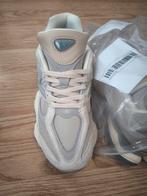 New Balance Oreo, Enlèvement, Comme neuf