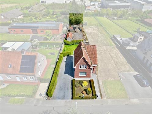 Wingene - Te renoveren woning op perceel van 800 m²!, Immo, Huizen en Appartementen te koop, Provincie West-Vlaanderen, 500 tot 1000 m²