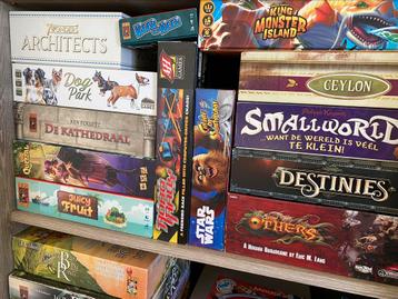 Diverse spellen te koop beschikbaar voor biedingen