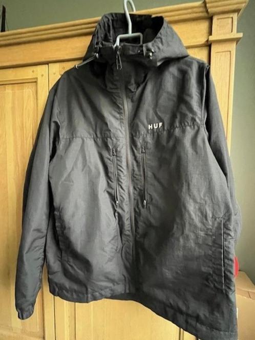 HUF Essentials Shell Jacket S, Kleding | Heren, Jassen | Winter, Zo goed als nieuw, Maat 46 (S) of kleiner, Zwart, Ophalen of Verzenden