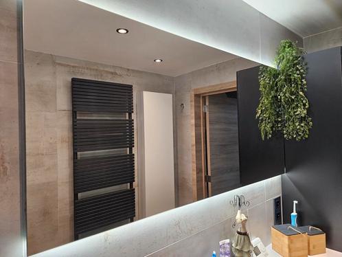 Miroir salle de bain avec anti-buée et led, Huis en Inrichting, Woonaccessoires | Spiegels, Zo goed als nieuw, Ophalen