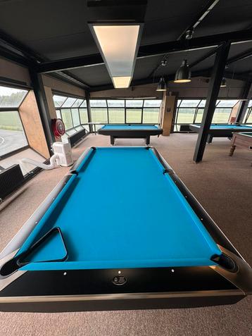 Billard Américain professionnel 9 pieds beschikbaar voor biedingen