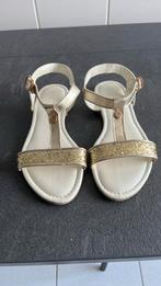 Nieuwe Gouden sandalen van River Woods maat 35, Kinderen en Baby's, Ophalen of Verzenden, Zo goed als nieuw
