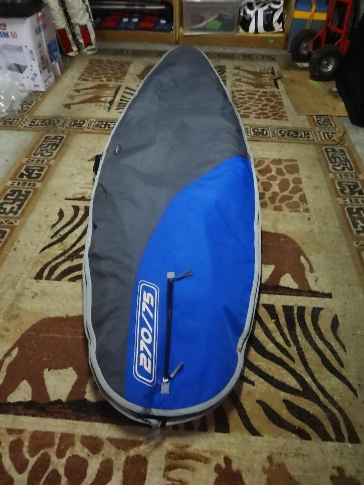 planche Fanatic carbone 130 L + gréément Neilpryde complet, Watersport en Boten, Windsurfen, Zo goed als nieuw, Complete set, 250 tot 300 cm