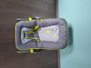Wipper baby met sponsen hoes en met 2 standen. beschikbaar voor biedingen