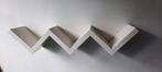 2 zigzag planken. 4 gele legplanken. 1 blauwe legplank, Ophalen, Gebruikt