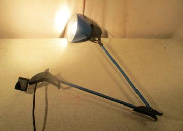 Mooi Retro Metalen Harmonica Bureaulamp beschikbaar voor biedingen