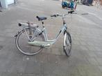 Gazelle damesfiets
Met 7 versnellingen
Banden 28 inch
Banden, Enlèvement