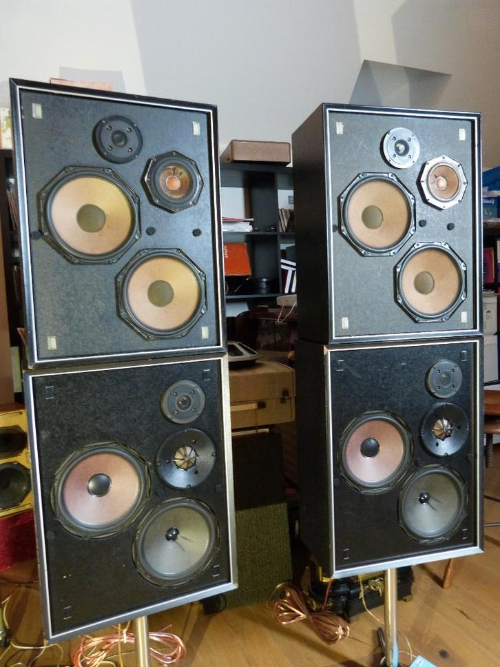 Philips speakers 4-weg systeem 2 SETS, Audio, Tv en Foto, Luidsprekerboxen, Gebruikt, Overige typen, Minder dan 60 watt, Philips