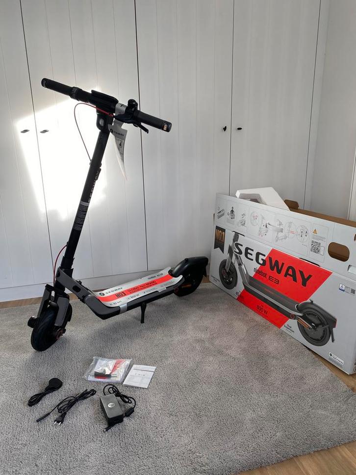 Elektrische step ( 0 km gereden), Fietsen en Brommers, Steps, Nieuw, Elektrische step (E-scooter), Ophalen