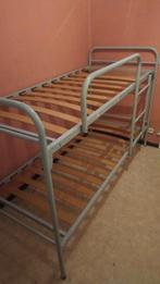 Stapelbed nog goed, Antiek en Kunst, Antiek | Meubels | Bedden, Ophalen of Verzenden