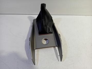SOUFFLET LEVIER DE VITESSES Mitsubishi ASX (8015a216), Utilisé, Mitsubishi