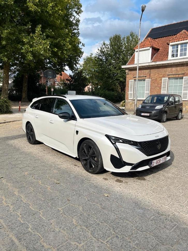 Peugeot 308 SW GT Pack Hybrid 180 (2022) | Full Option, Auto's, Peugeot, Particulier, 360° camera, ABS, Achteruitrijcamera, Adaptieve lichten