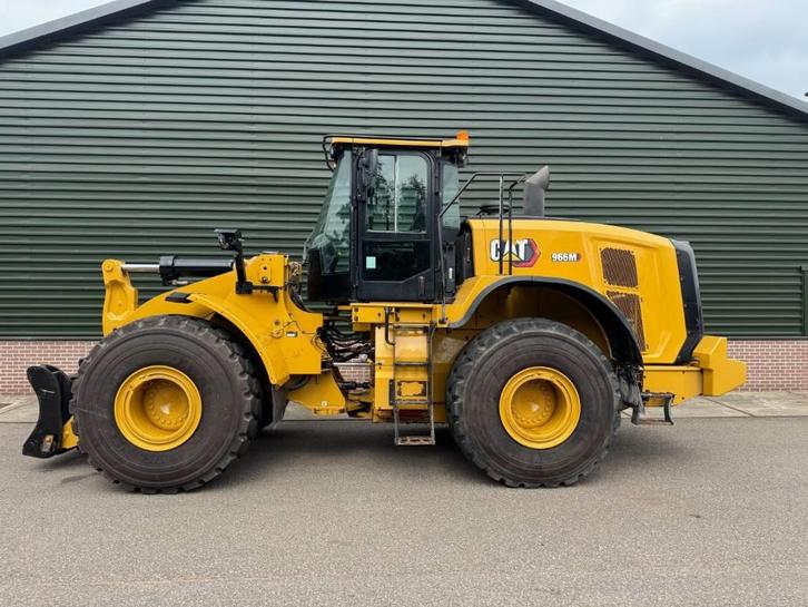 Cat 966 M (bj 2021), Zakelijke goederen, Machines en Bouw | Kranen en Graafmachines, Wiellader of Shovel