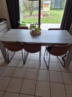 Zetel te koop, eettafel stoelen en dressoir gratis, Ophalen