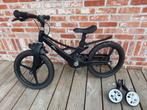 Fiets zwart 16 inch met zijwieltjes, Ophalen, Zijwieltjes, Skillmax, 16 tot 20 inch