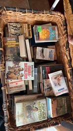 Heel veel van alles over de oorlog. Dvd, boeken vhs, Verzamelen, Ophalen of Verzenden