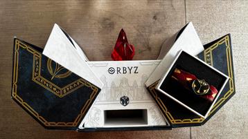 Tomorrowland 2025 - Orbyz - case incl bracelet beschikbaar voor biedingen