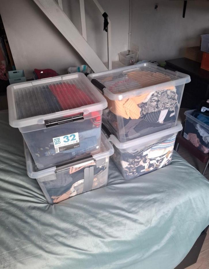 Lot de 4 caisses de vêtements femme taille S, Vêtements | Femmes, Packs de vêtements pour femmes, Comme neuf, Enlèvement ou Envoi