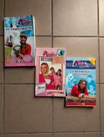 3 boeken van Amika, Boeken, Ophalen, Zo goed als nieuw